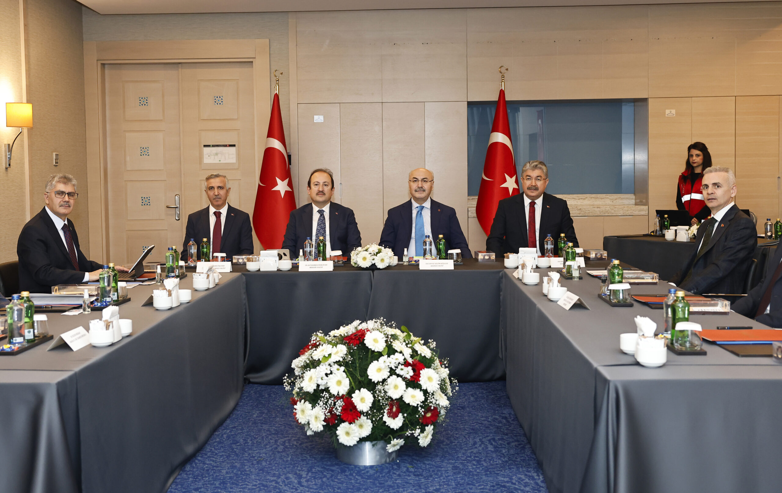 Adana’da ‘Düzensiz Göçle Mücadele Koordinasyon Toplantısı’ gerçekleştirildi