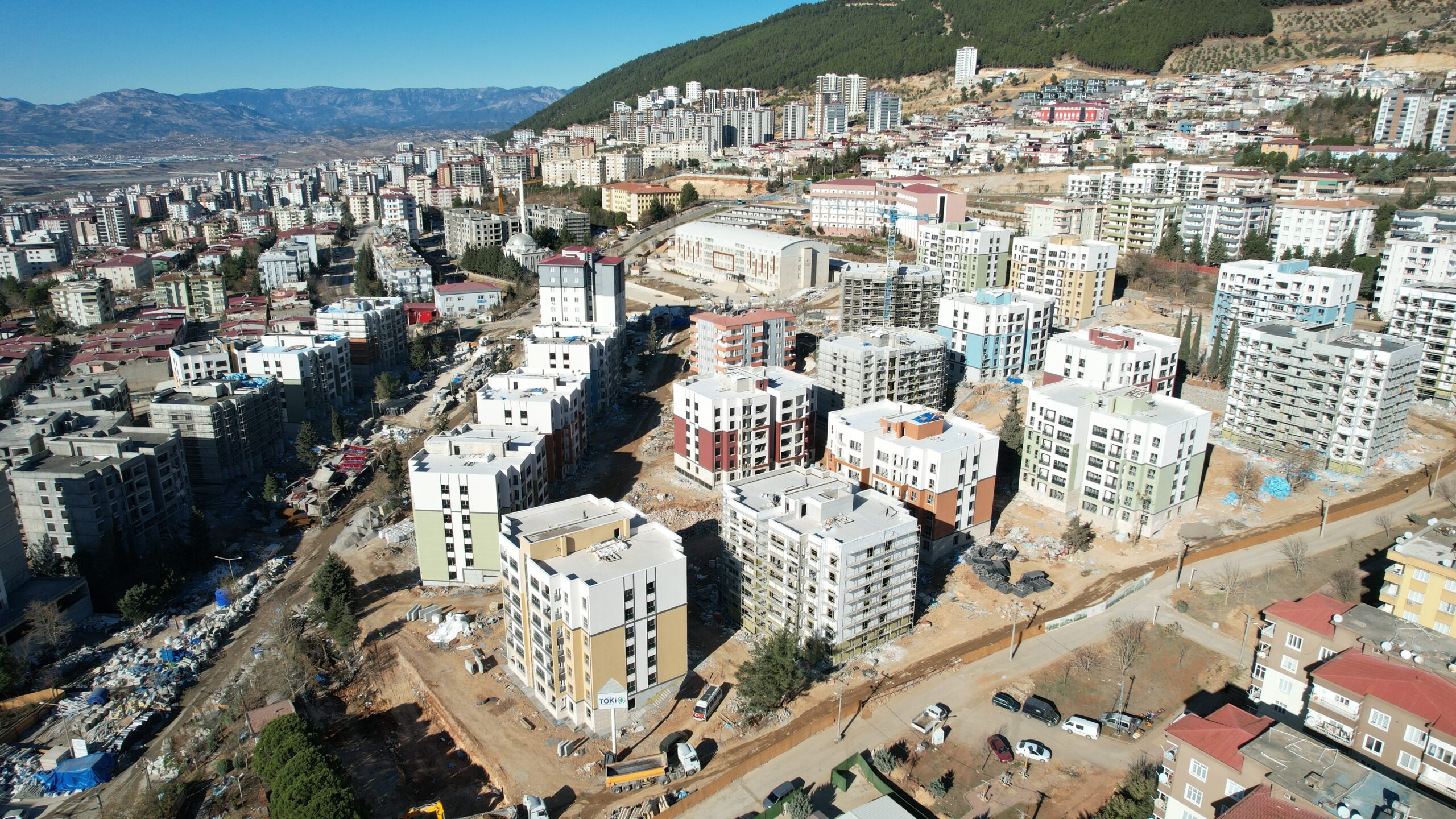 Kahramanmaraş’ta yerinde dönüşüm konutları yükseliyor