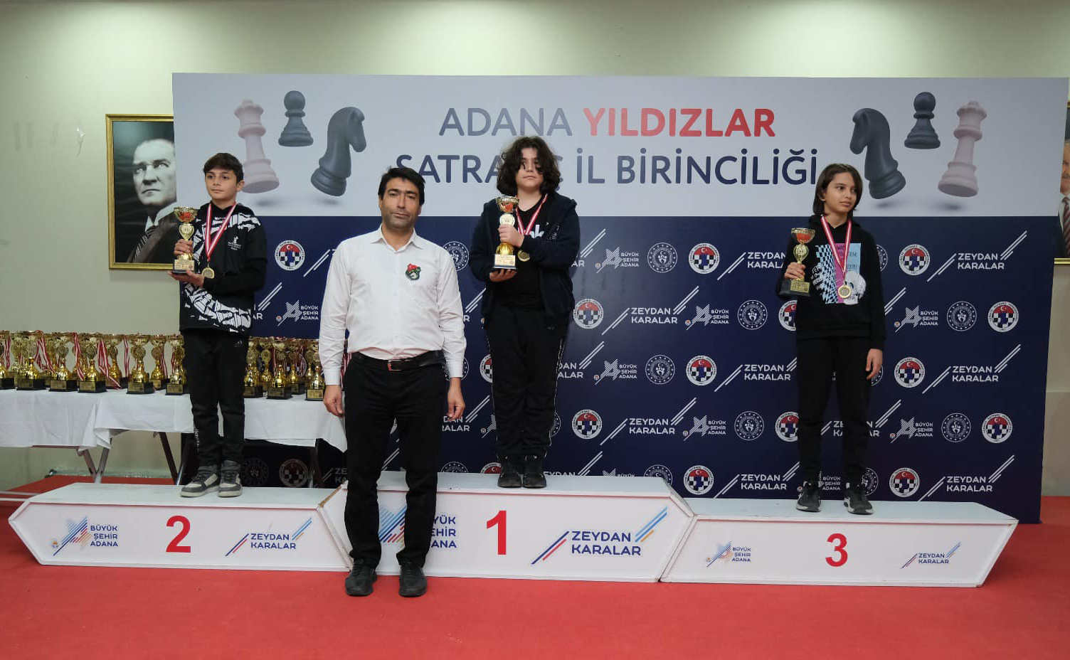 Satranç heyecanı sindi