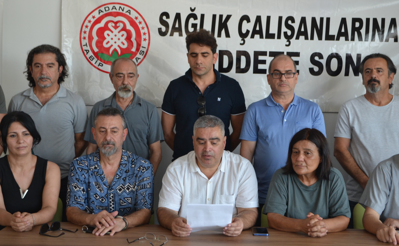 Tüm sağlıkçılar 8 Ocak’ta iş bırakacak