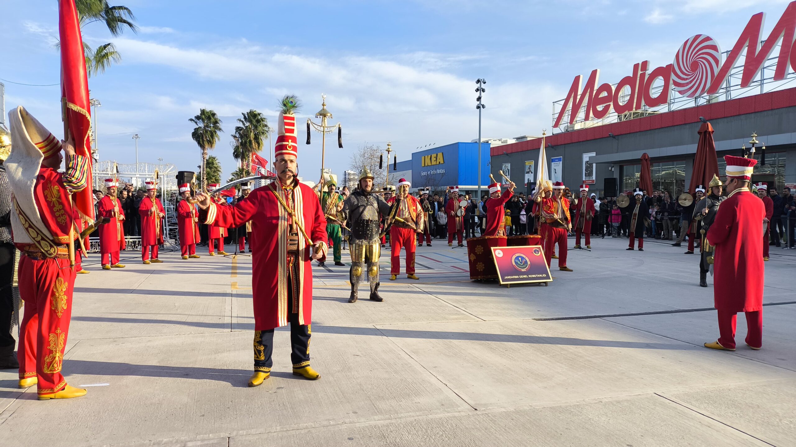 5 Ocak Adana’nın Kurtuluş Günü M1 Adana’da muhteşem bir konser ile anıldı