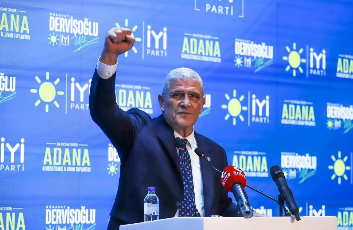 Başkan Dervişoğlu: “Otel yanıyor yangın merdiveni var mı bunu konuşuyoruz, bir okul yansa öğrencilere ne olacak ? “