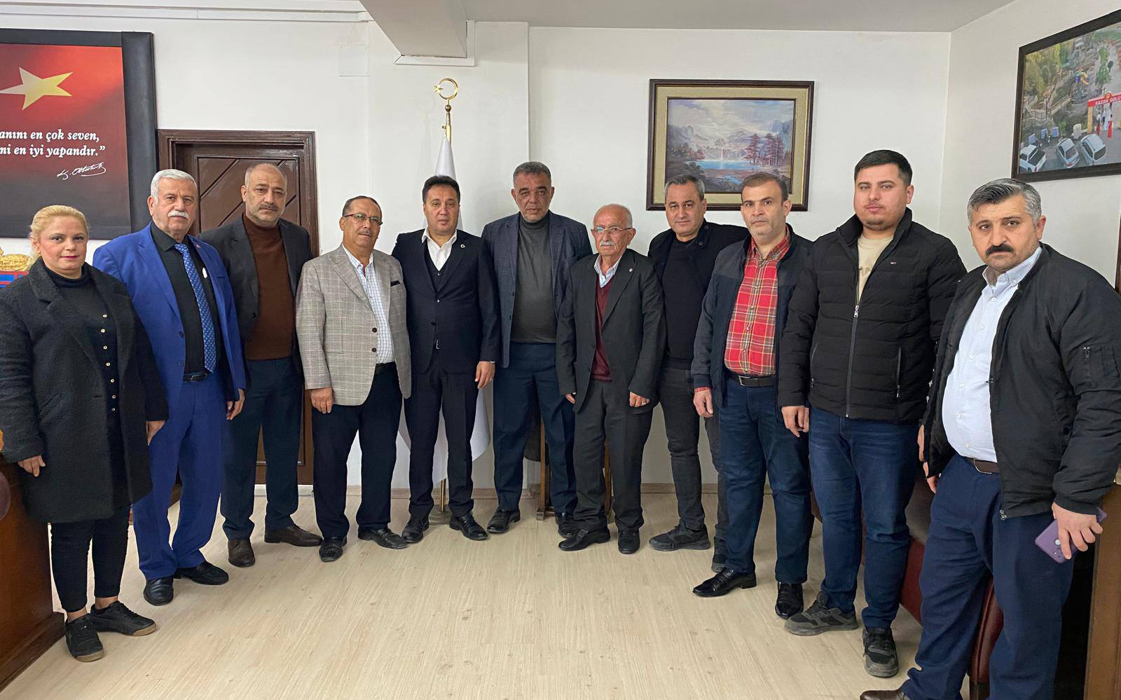 Kozanlı muhtarlardan Karaköse’ye ziyaret