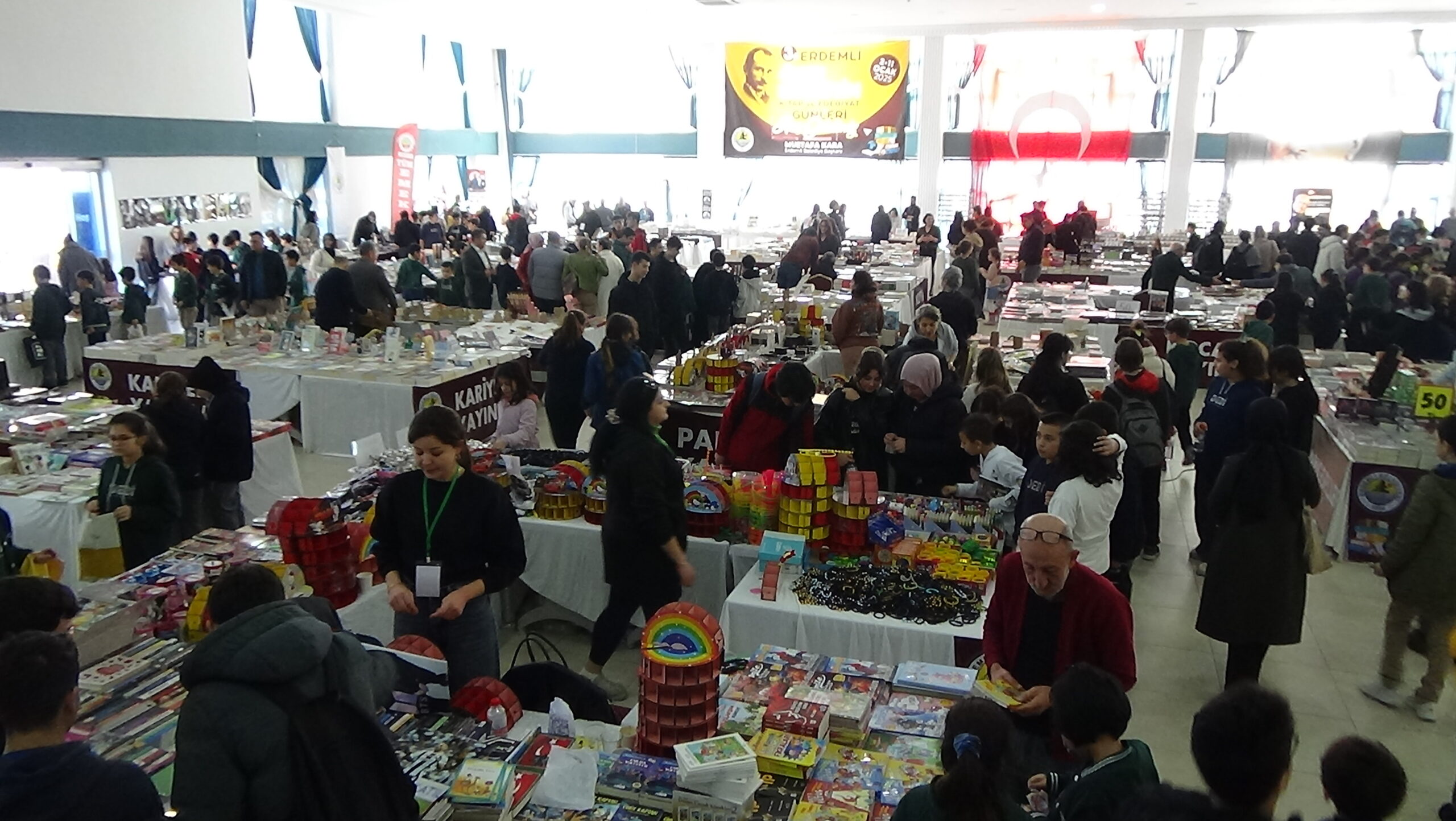 Mersin’de “3. Erdemli Ömer Seyfettin Kitap ve Edebiyat Günleri” başladı