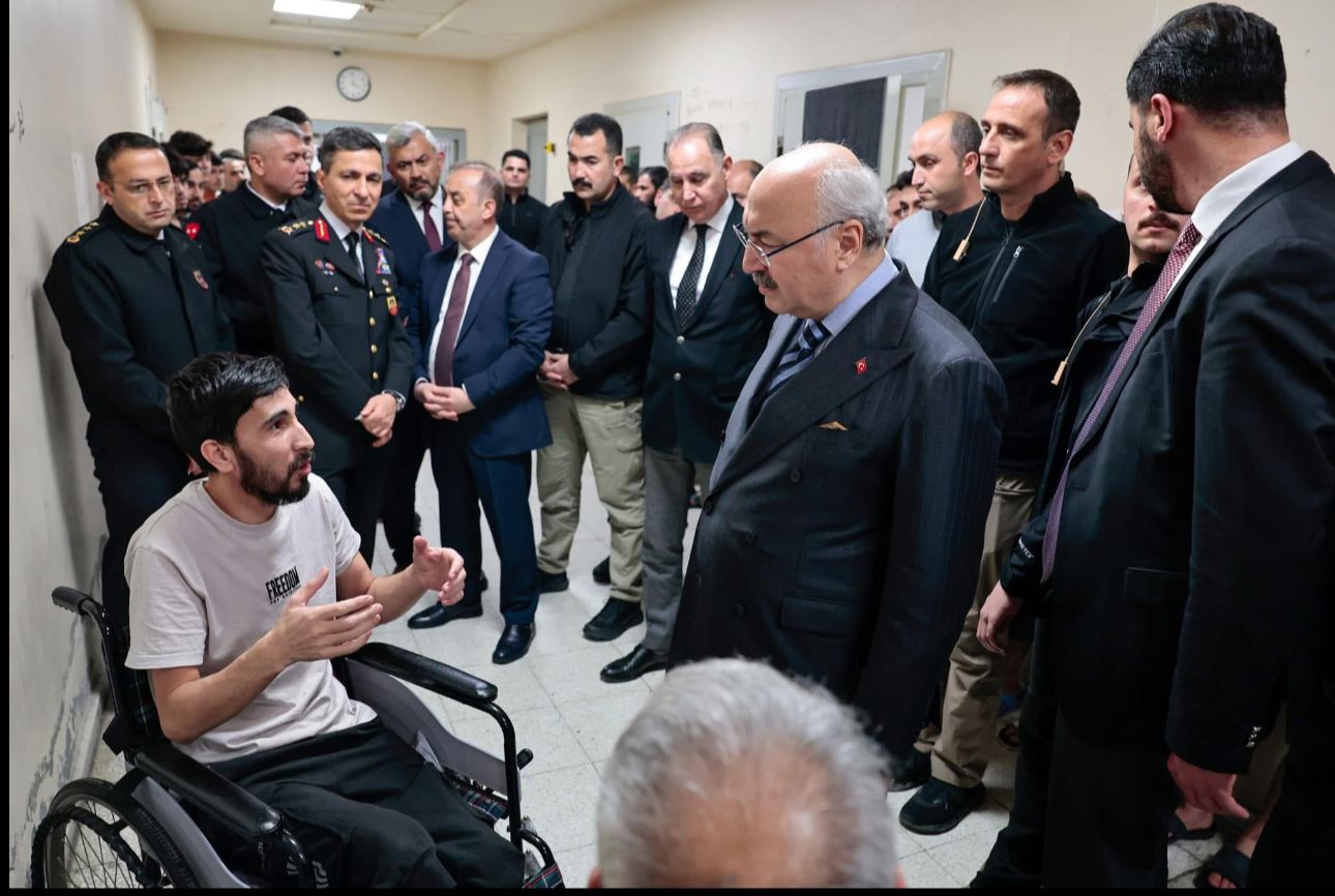 Vali Köşger Geri Gönderme Merkezinde incelemelerde bulundu