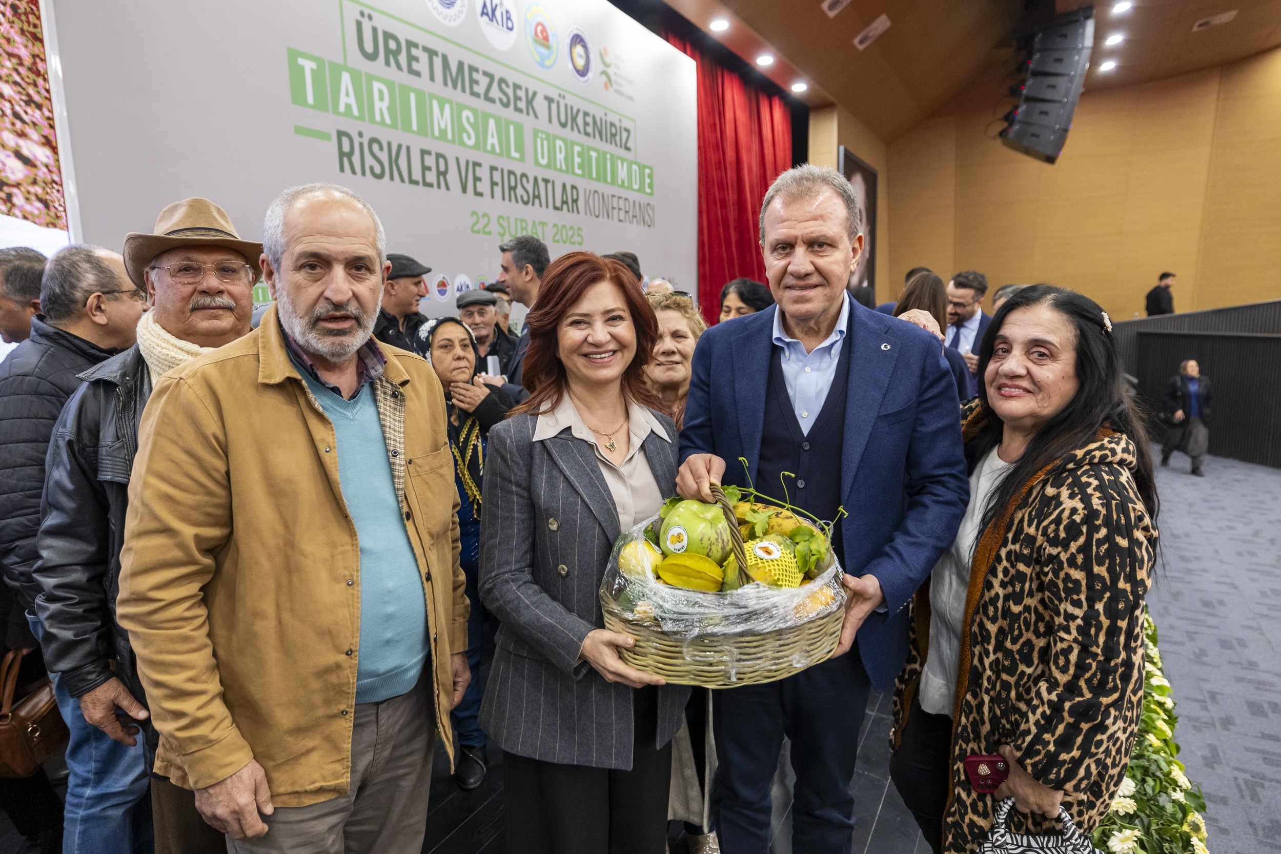 Seçer: “Dünyanın en şanslı topraklarında yaşıyoruz”