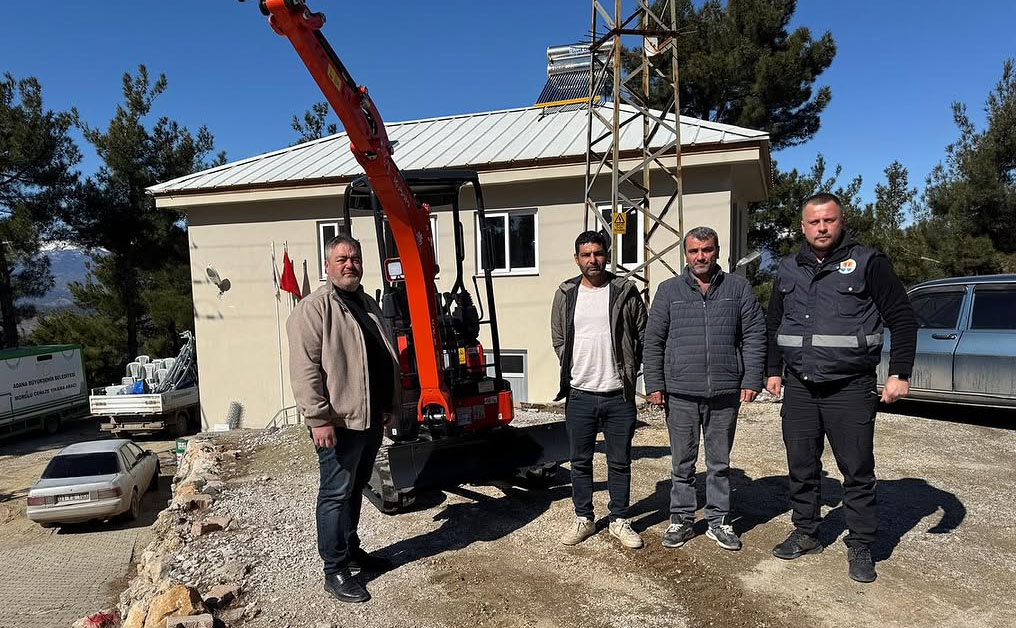 Aladağ Belediyesi’ne iş makinesi desteği