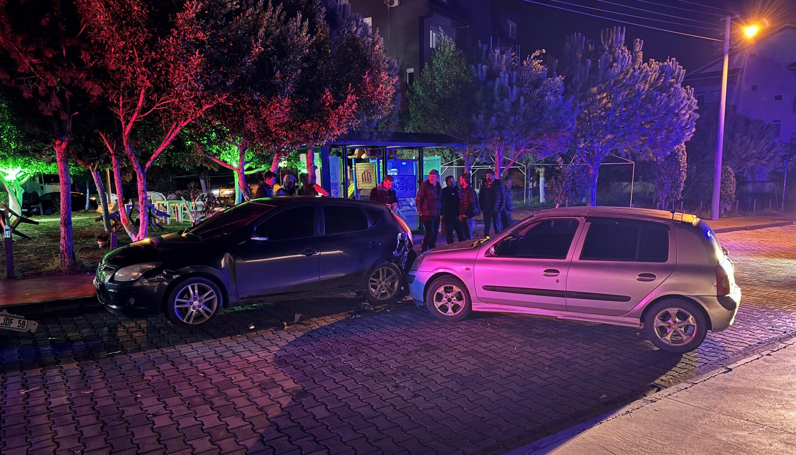 Antalya’da alkollü sürücü ortalığı birbirine kattı: 1 yaralı