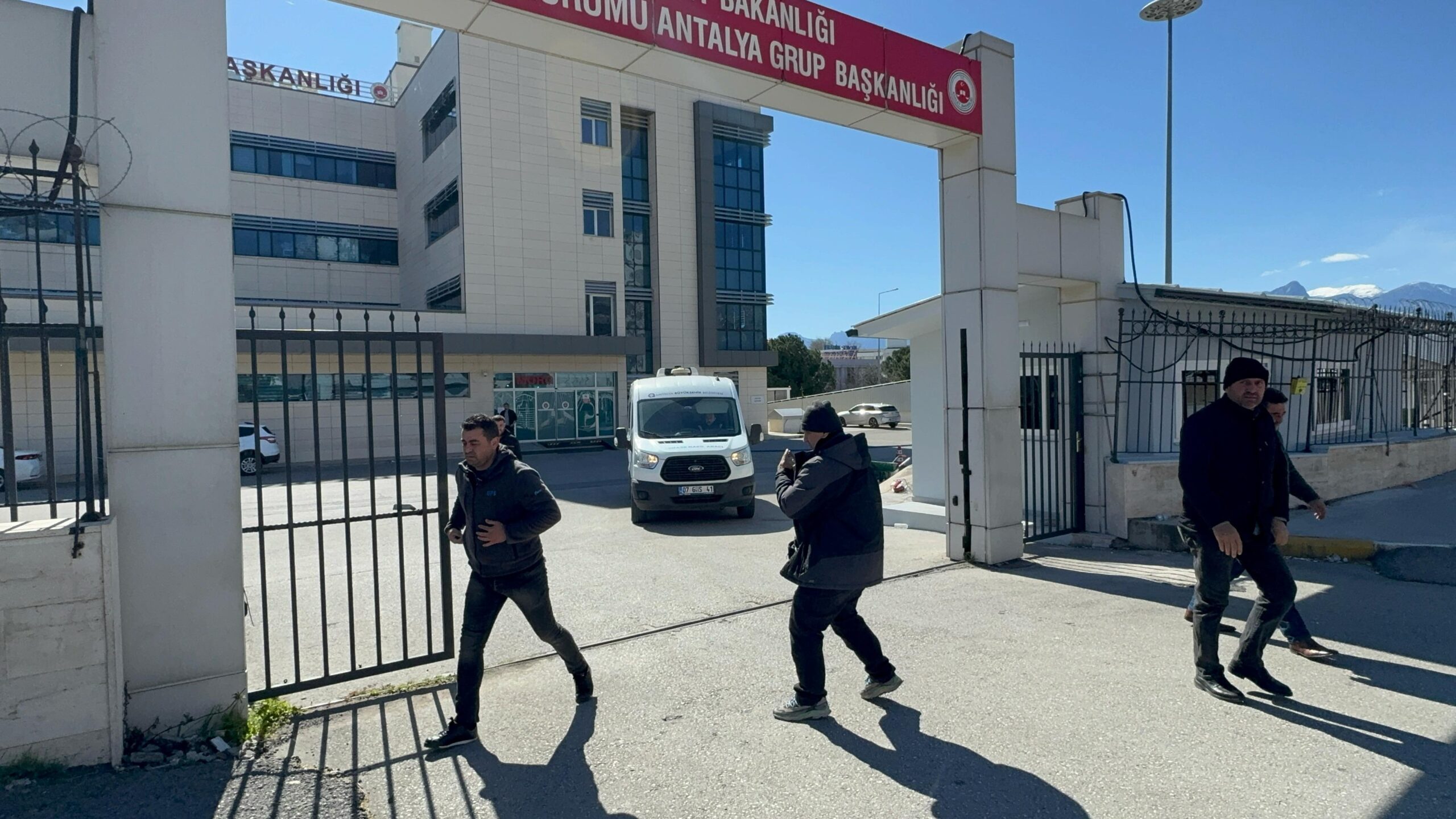 Antalya’da çıkan kavgada bıçaklanan kişi öldü