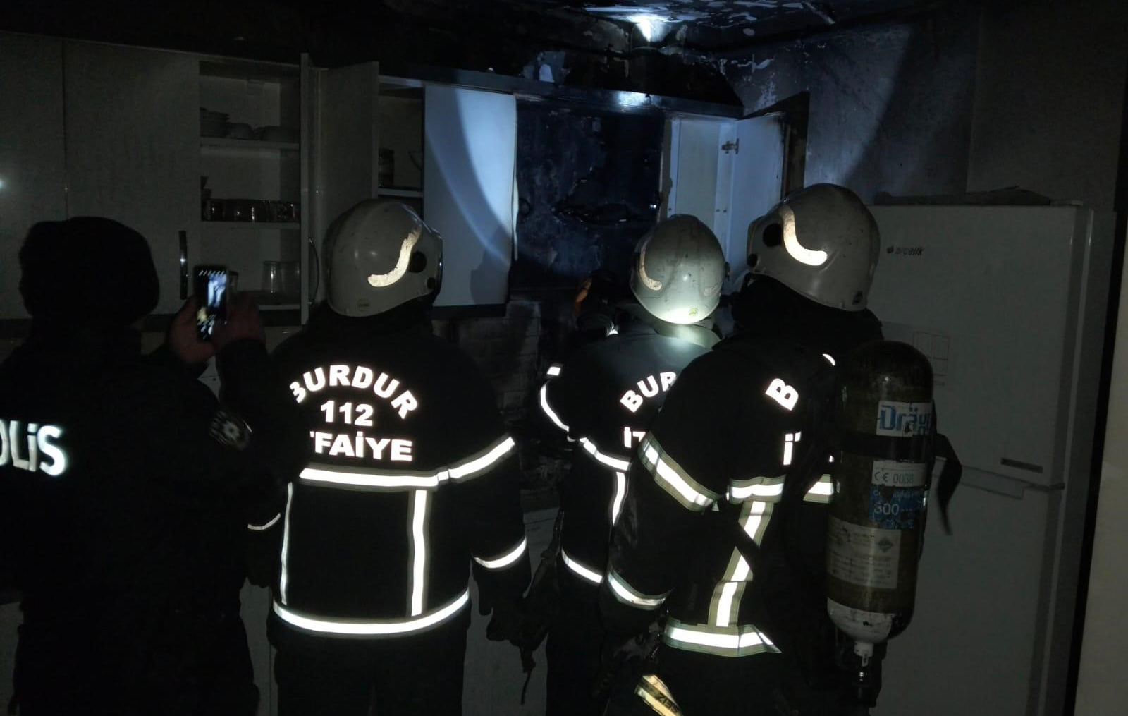 Burdur’da mutfakta çıkan yangında 1 kişi dumandan etkilendi