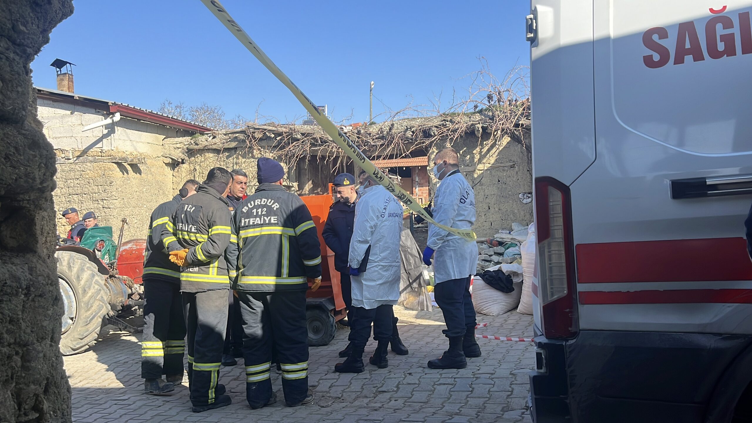 Burdur’da yem karma makinesine düşen kişi öldü