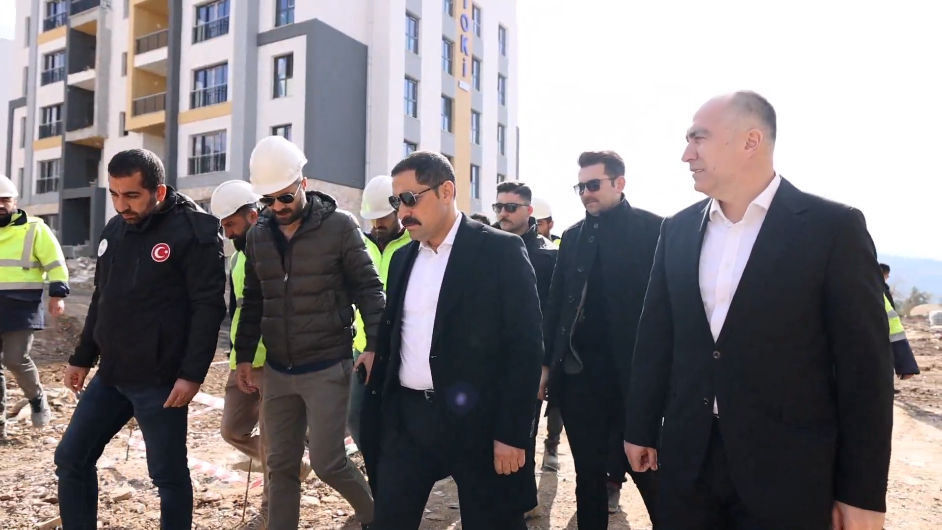 Hatay Dörtyol’da deprem konutlarının yapımı sürüyor