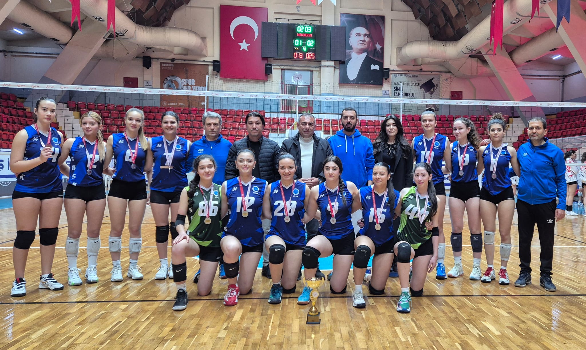 Seyhan Belediyesporlu genç kadın voleybolcular Adana 2’ncisi oldu