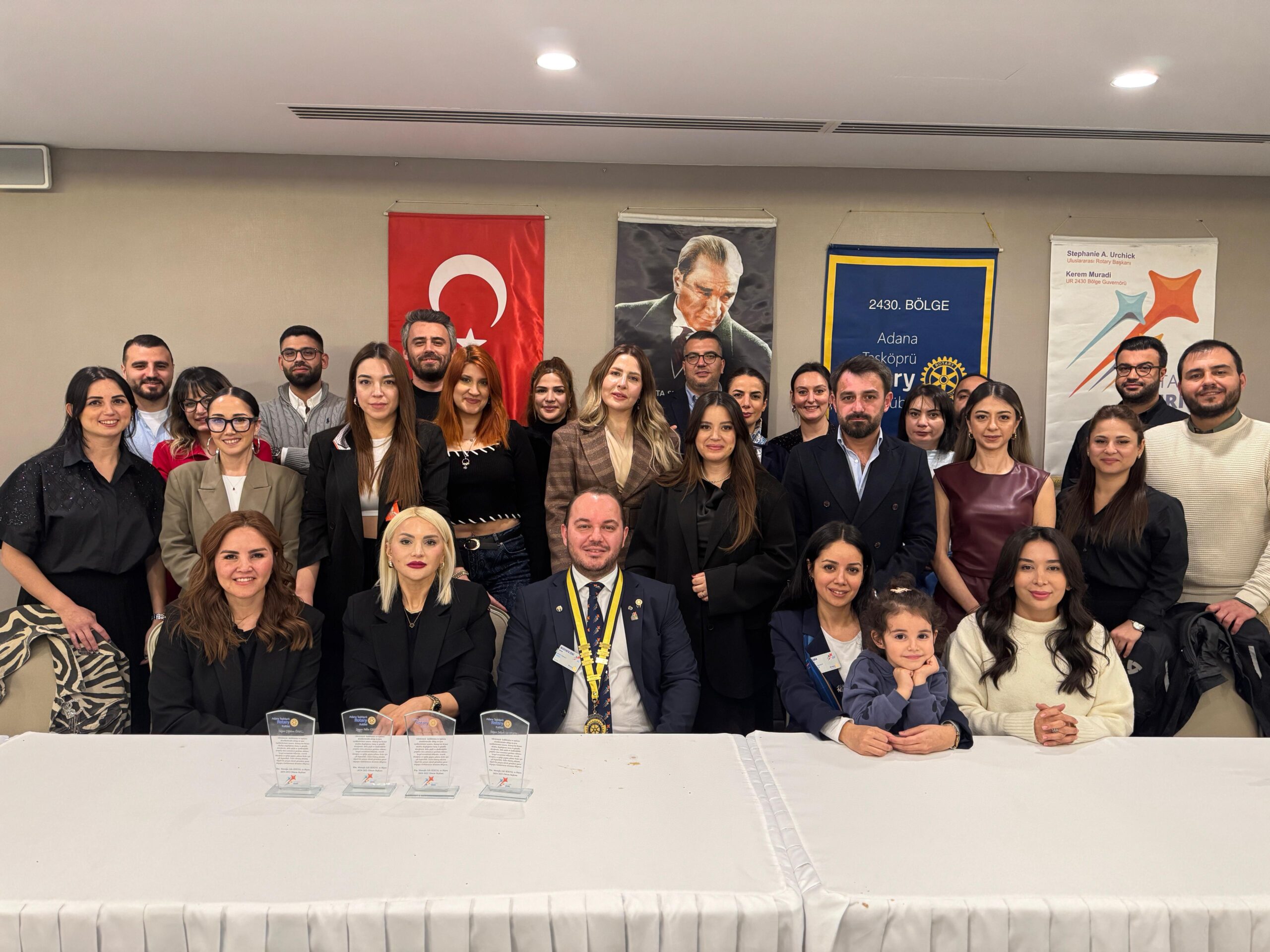 Adana Taşköprü Rotary Kulübü’nden anlamlı ödül