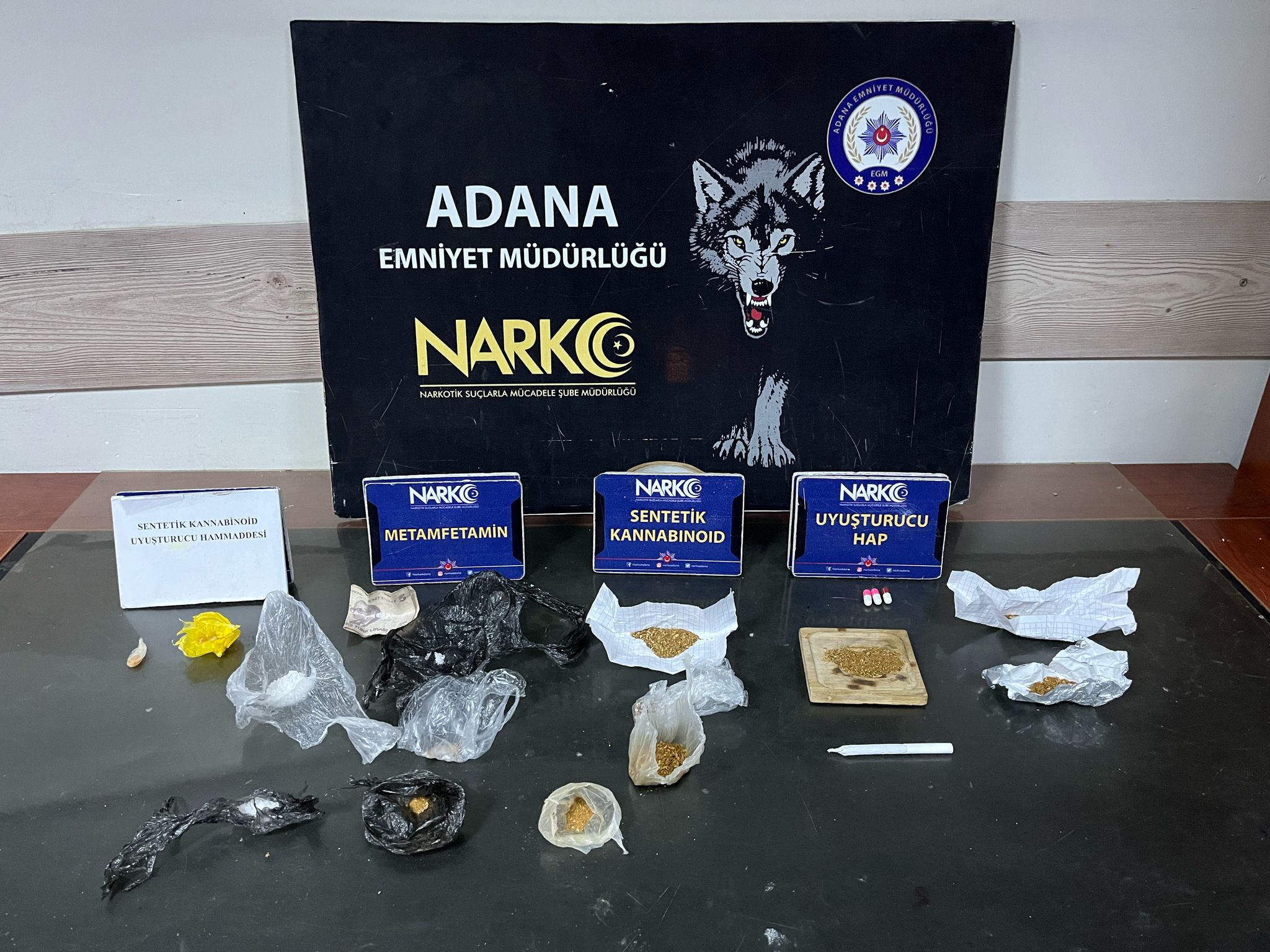 Adana’da uyuşturucu operasyonlarında yakalanan 43 şüpheli tutuklandı