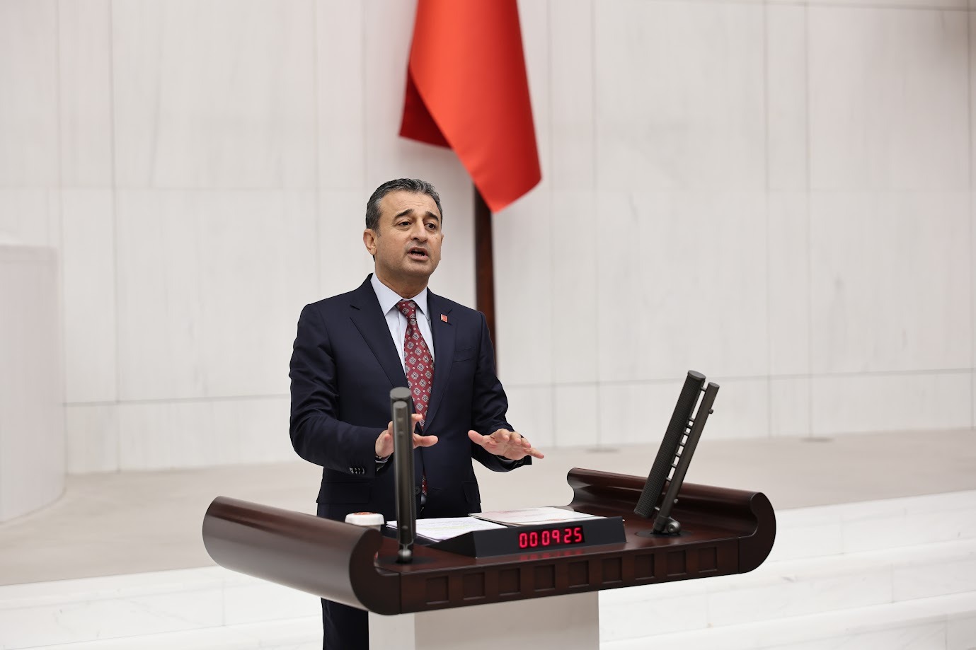 Burhanettin Bulut: “Bağımsız ve özgür mecralar desteklenmeli”