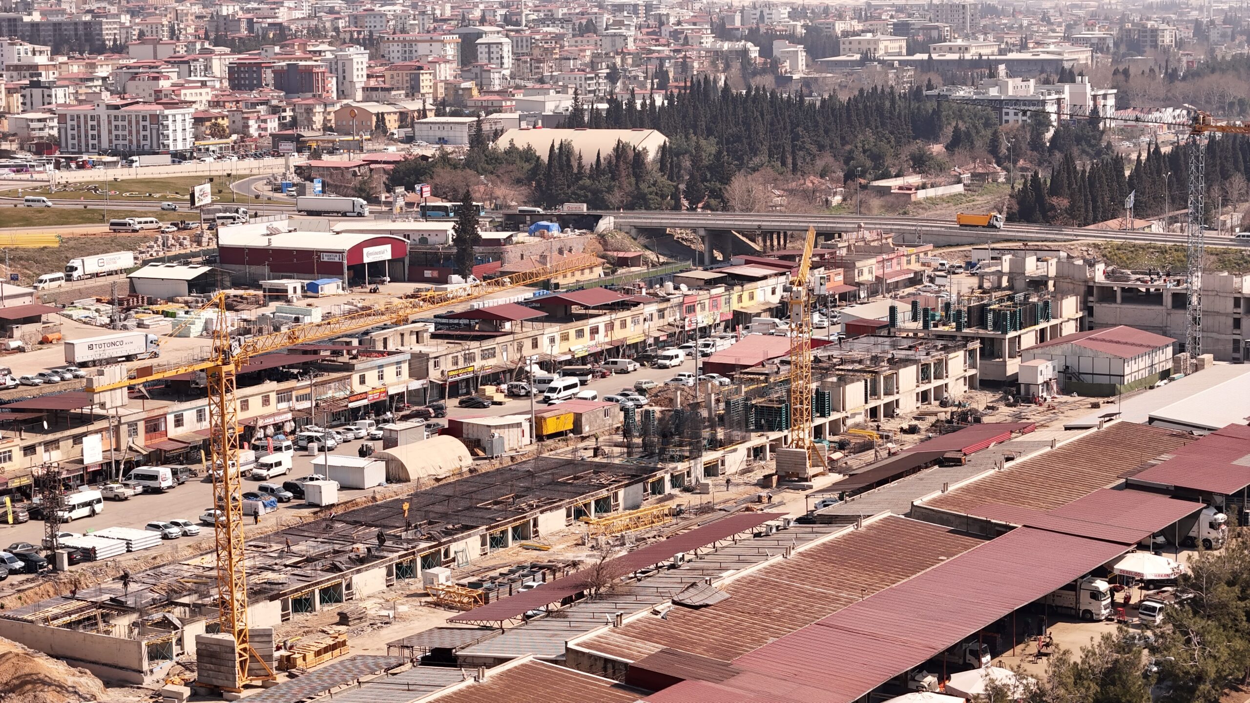 Kahramanmaraş’ta çalışmalar sürüyor: Toptancılar Sitesi hızla yapılıyor
