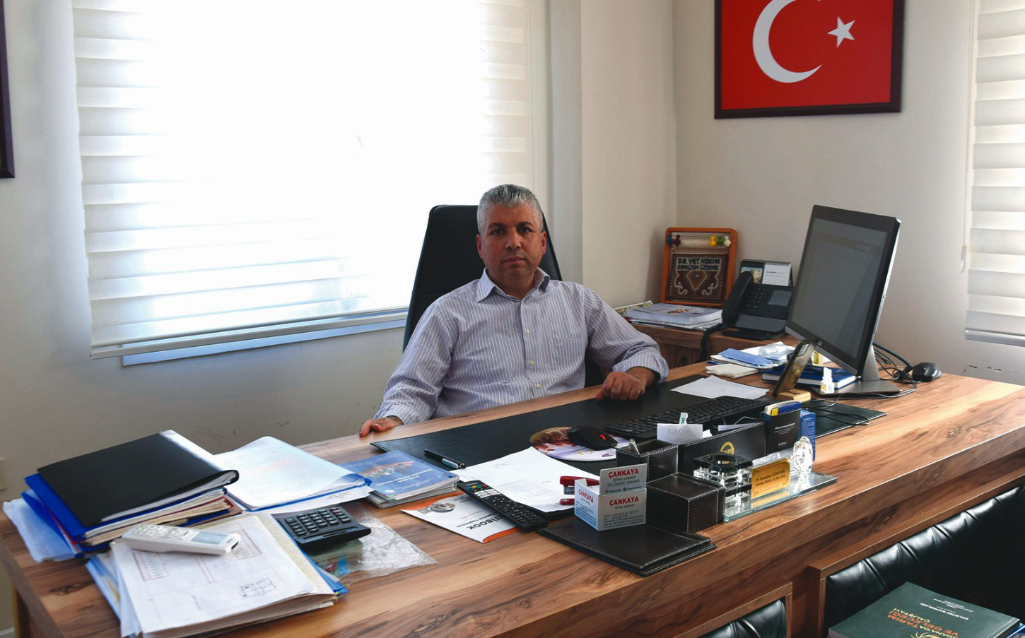 Özdemir: “İlçe Belediyeleri acil hayvan bakımevi kursun”