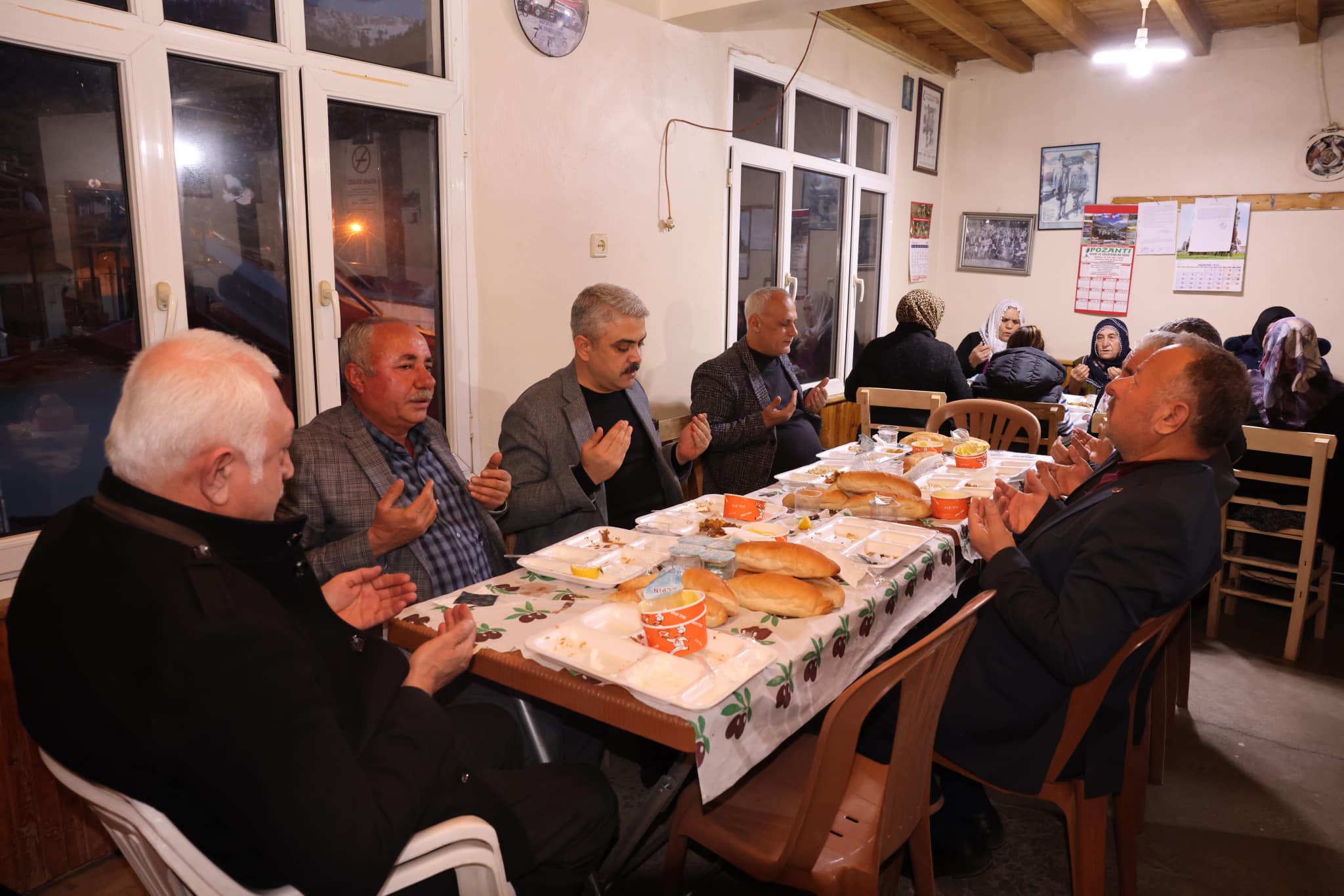 Pozantı Belediyesi’nin iftar programları başladı