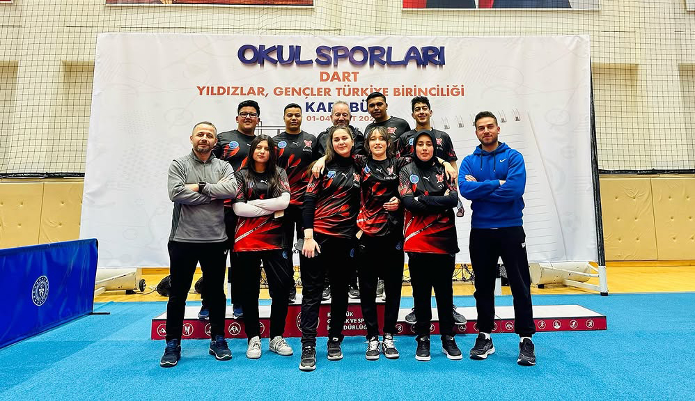 Pozantılı sporcular Türkiye Dart Şampiyonası’ndan derece ile döndü
