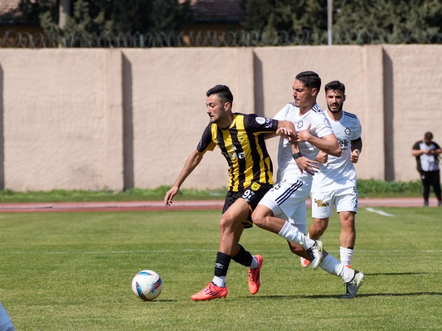 Adana 01 Futbol Kulübü attıkça coştu: 4-0