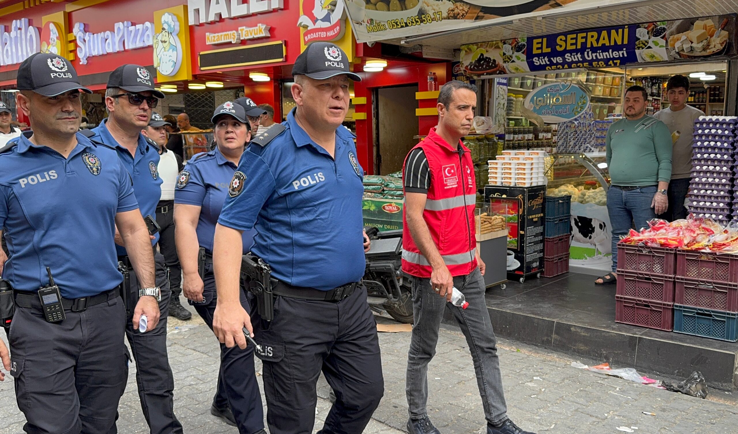 Adana’da yabancılara yönelik denetim yapıldı