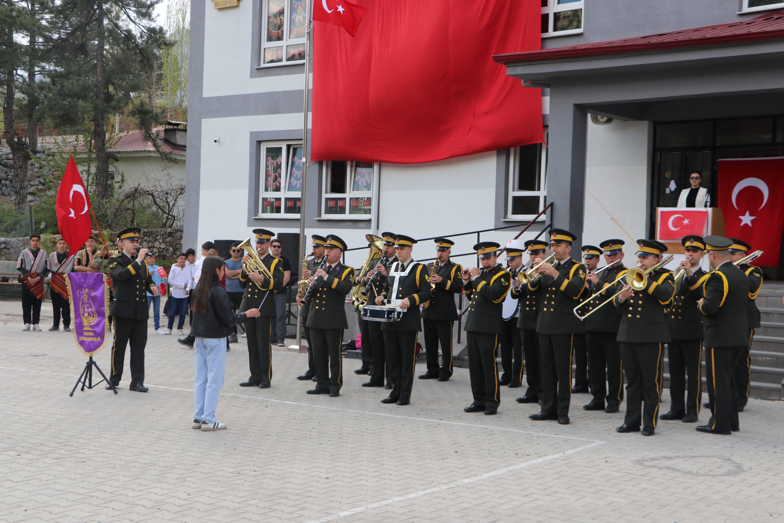 Adana’dan gelen askeri bando takımı, Kahramanmaraş’ta konser verdi