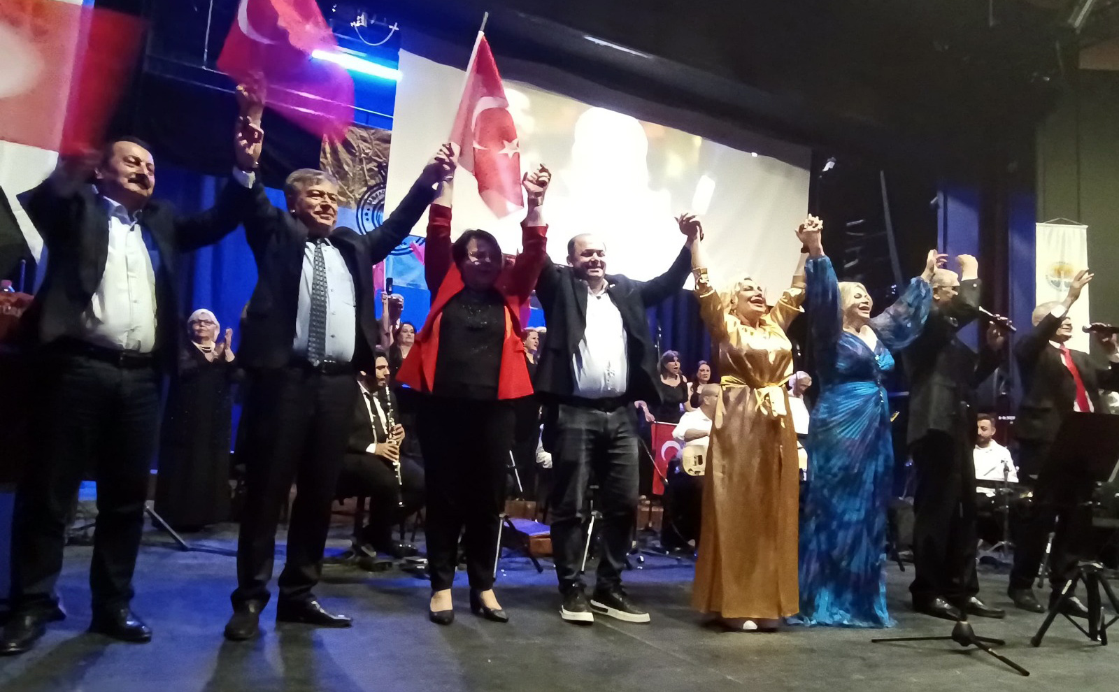 Asil Kadınlar Platformu’ndan anlamlı gece