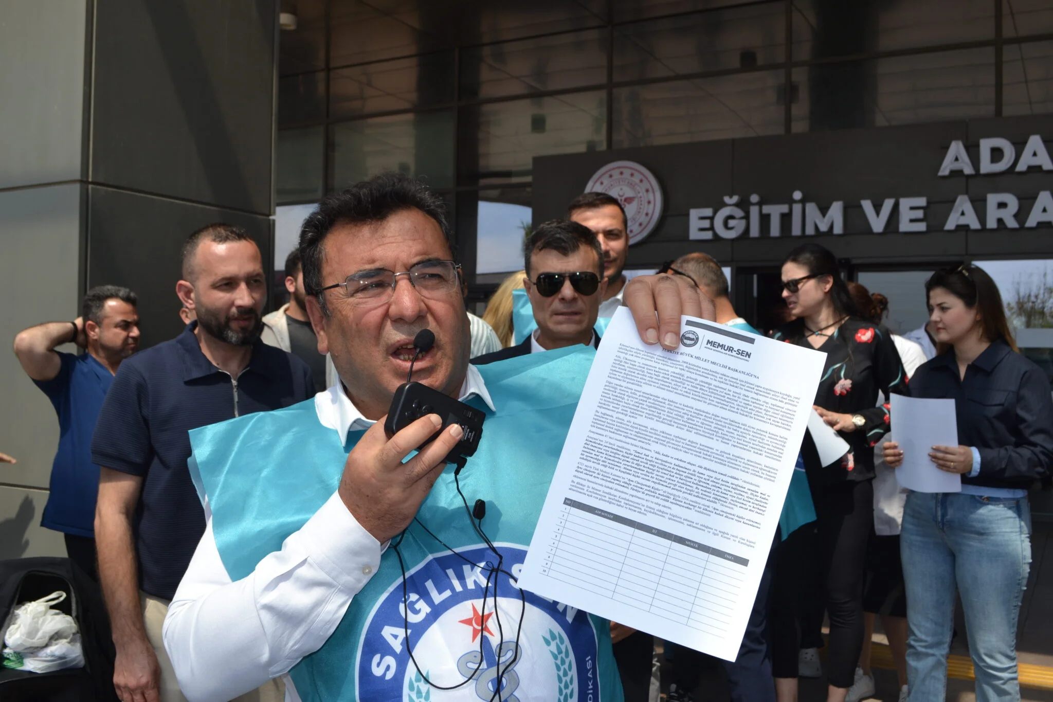 Başkan Nennioğlu: “Adana’da sağlık çalışanlarının fazla mesai yükü hasta güvenliğini riske atıyor”