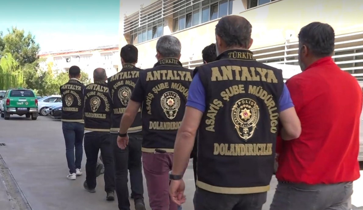 Sosyal medyadan satılık prefabrik konteyner ve arsa ilanıyla 1,5 milyon liralık kapora vurgunu
