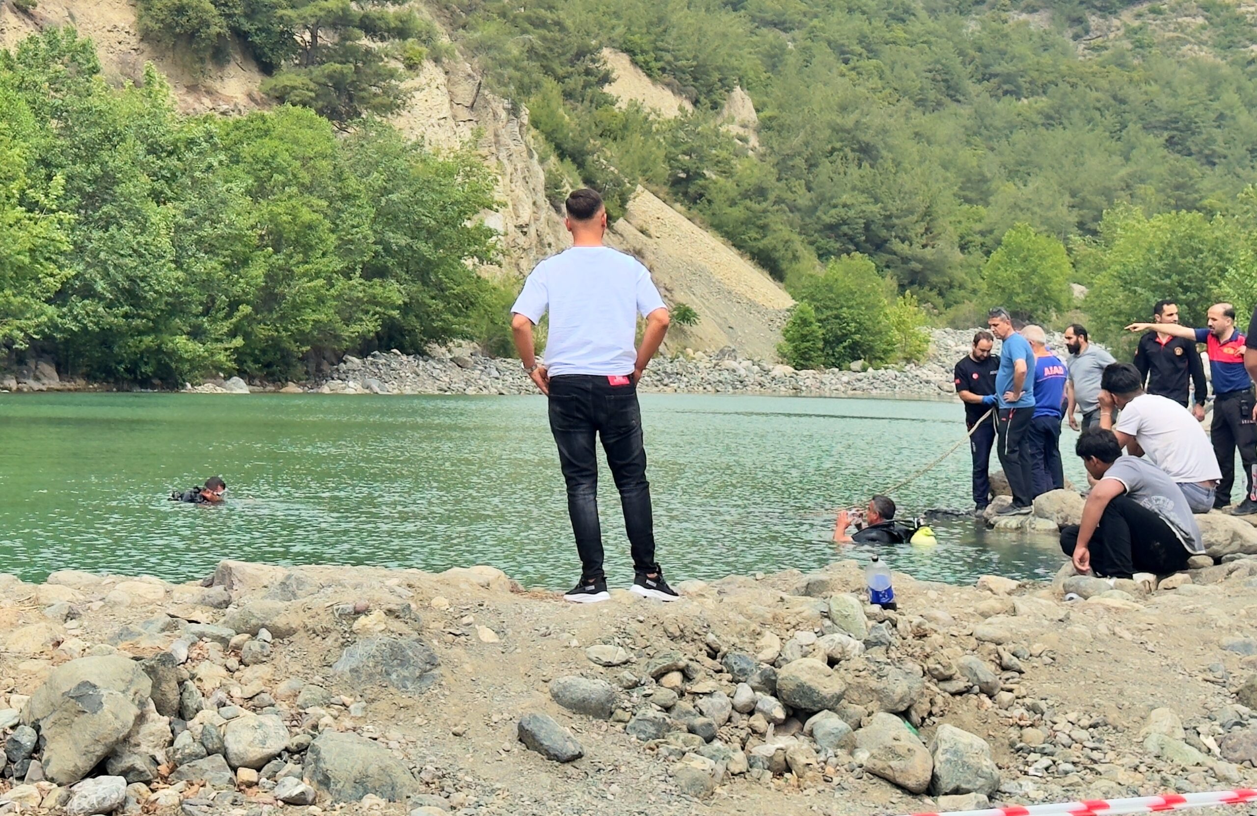 Dereye giren çocuk boğuldu