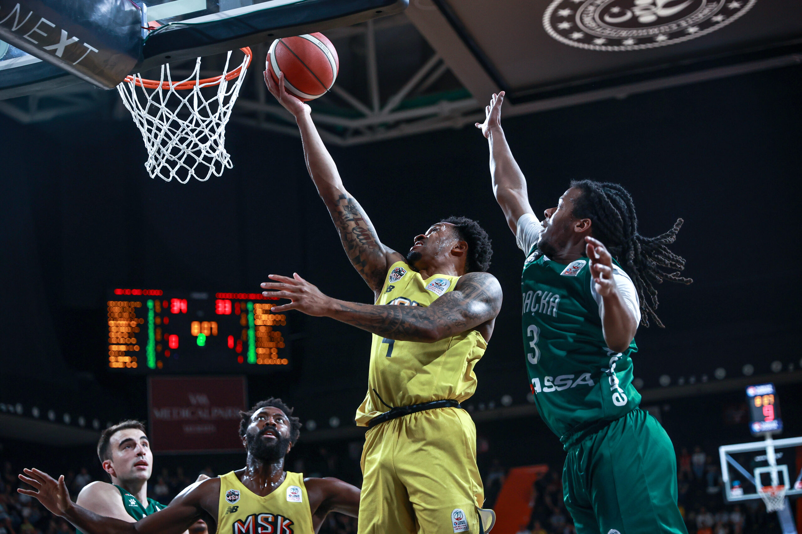 Mersin Spor: 105 – Darüşşafaka Lassa: 89