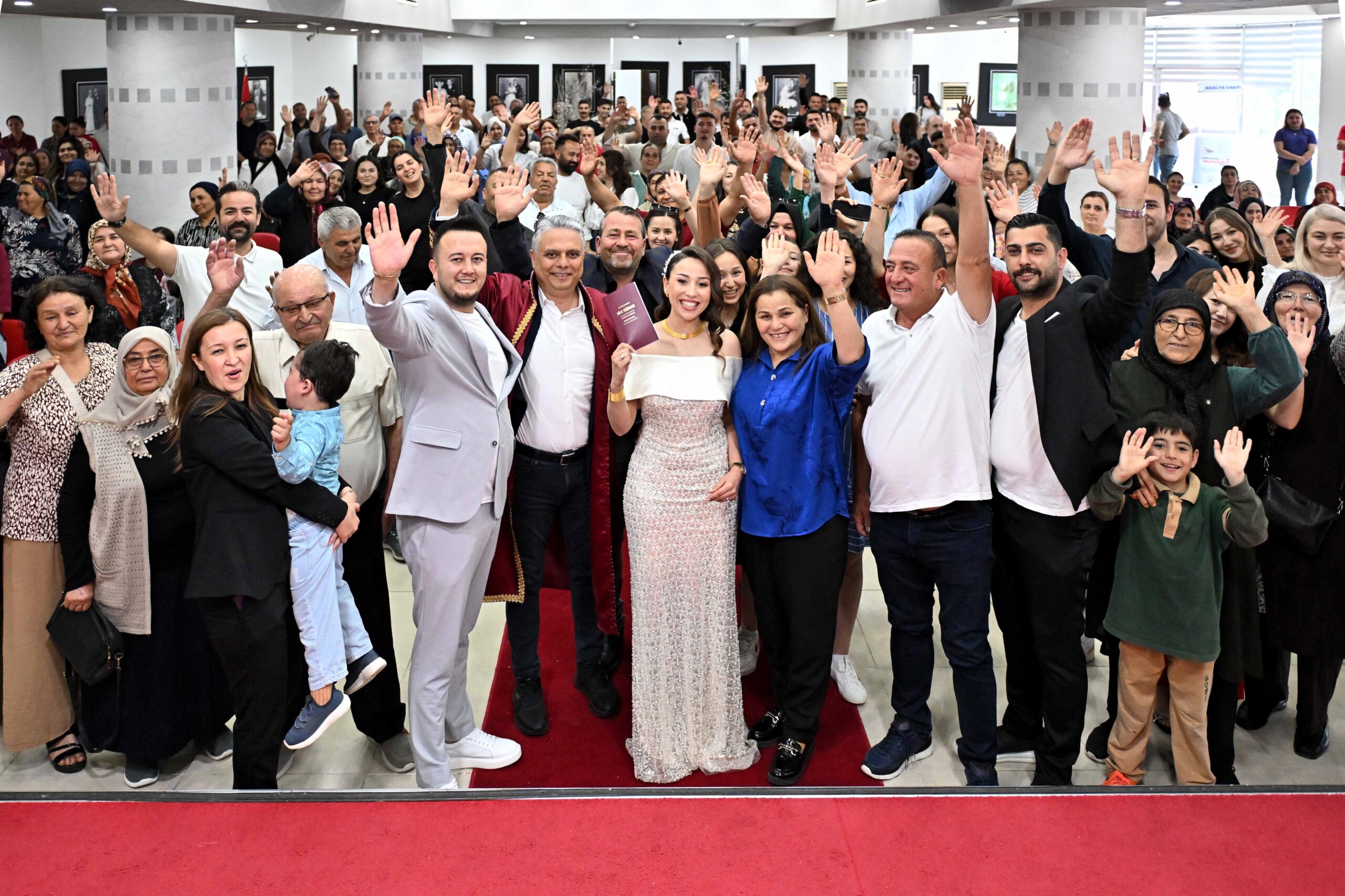 Antalya’da ‘05.05.2025’ yoğunluğu: 15 çift “Evet” dedi