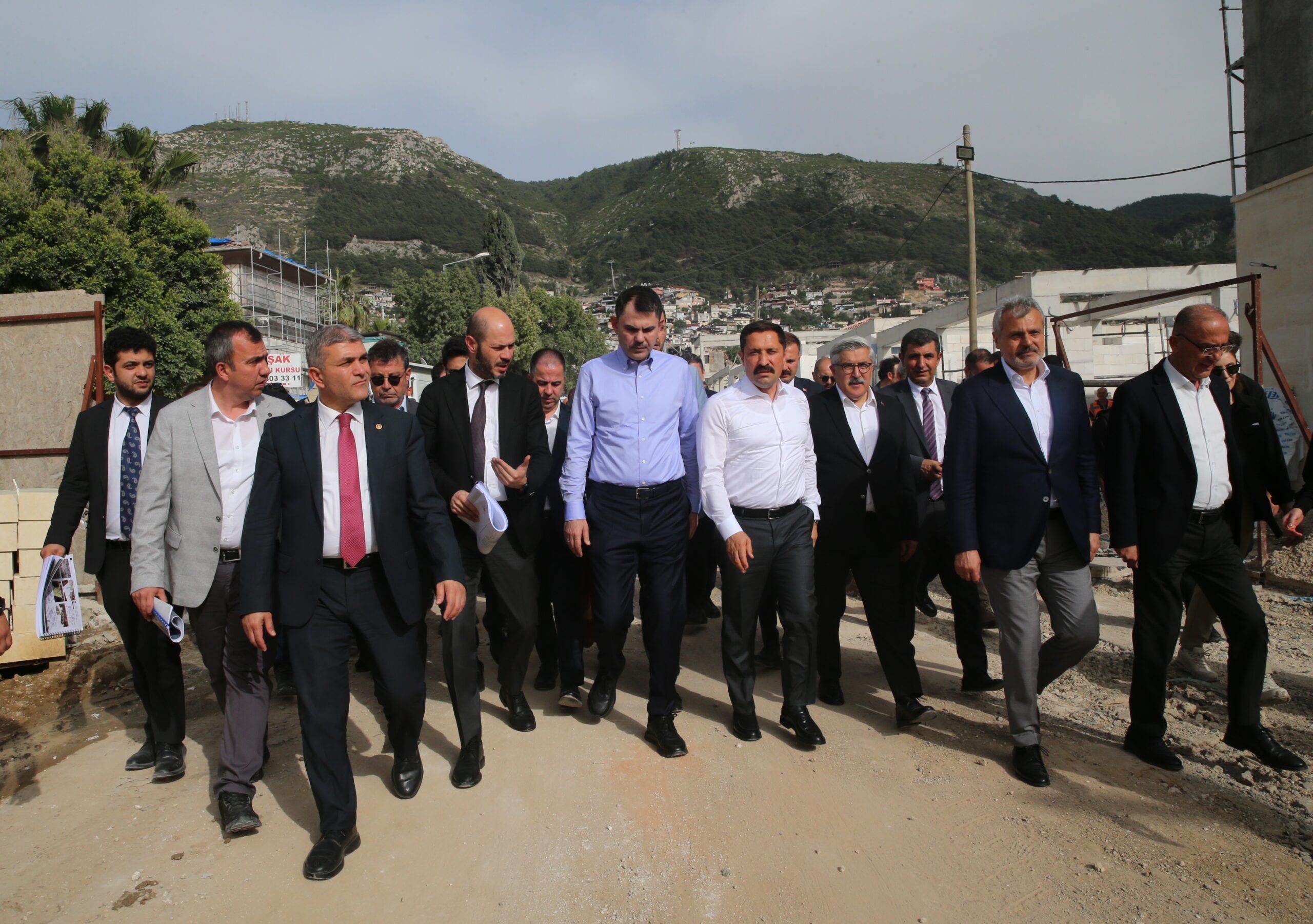 Bakan Kurum: “2025 sonunda 453 bin konut ve iş yerini teslim edeceğiz”