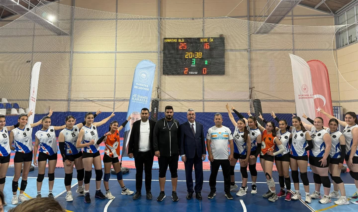 Başkan Karataş: Tebrikler kızlar