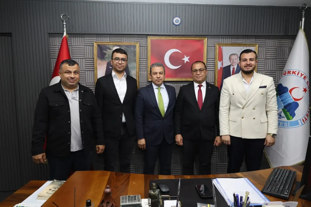 Başkan Mahmut Dal’a ziyaretçi yoğunluğu sürüyor