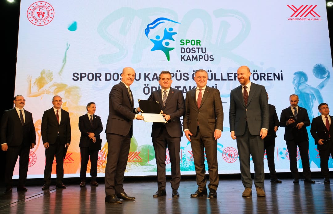 Çukurova Üniversitesi “Spor Dostu Kampüs” ödülüne yayık görüldü