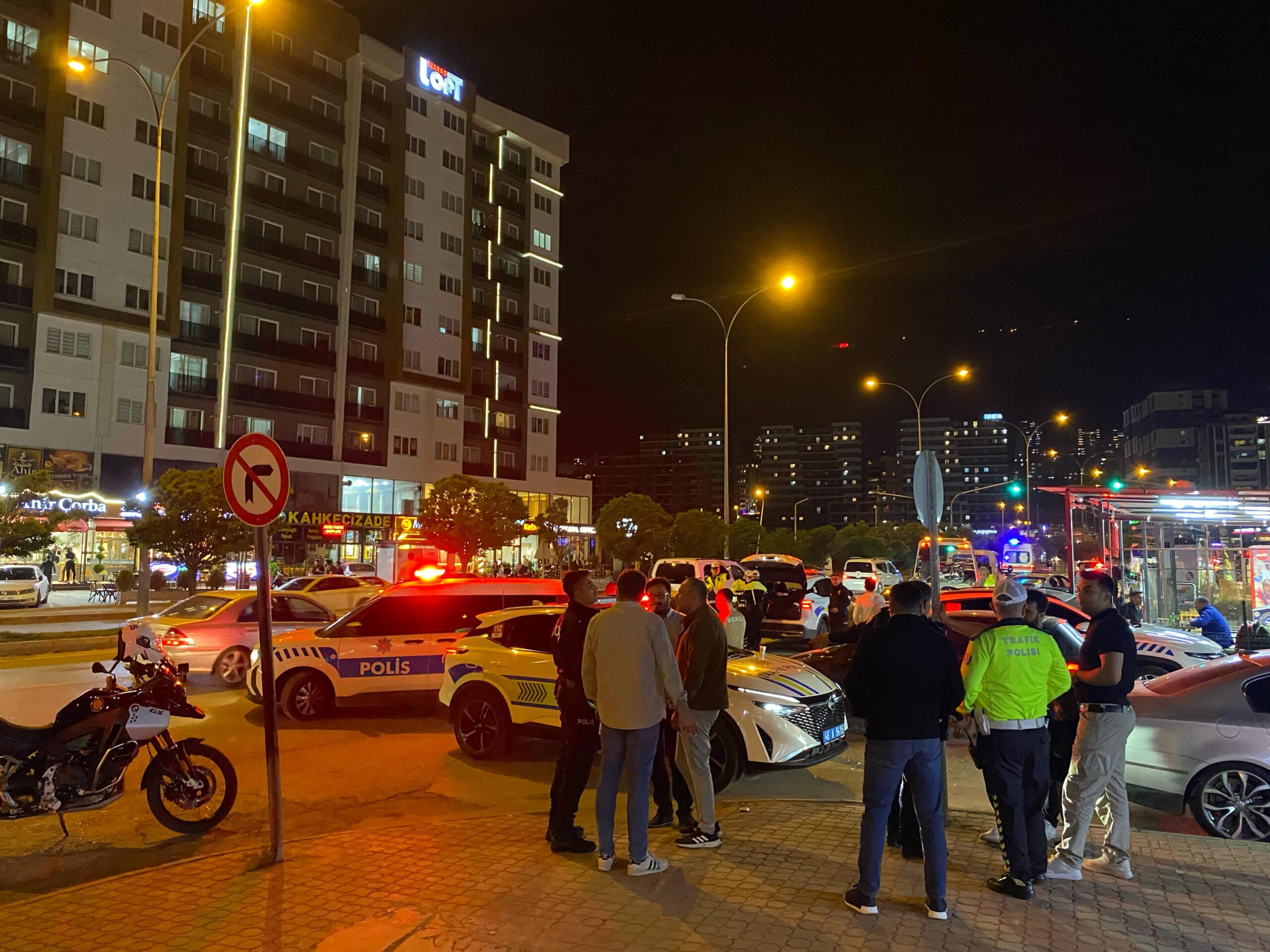 “Dur” ihtarına uymayıp kaçarken polis memuruna çarptı