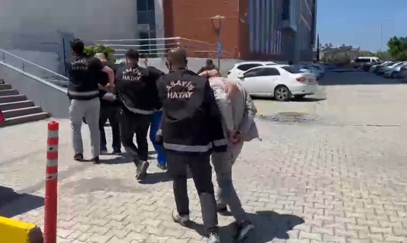 Hatay’da aranan 12 kişi yakalandı