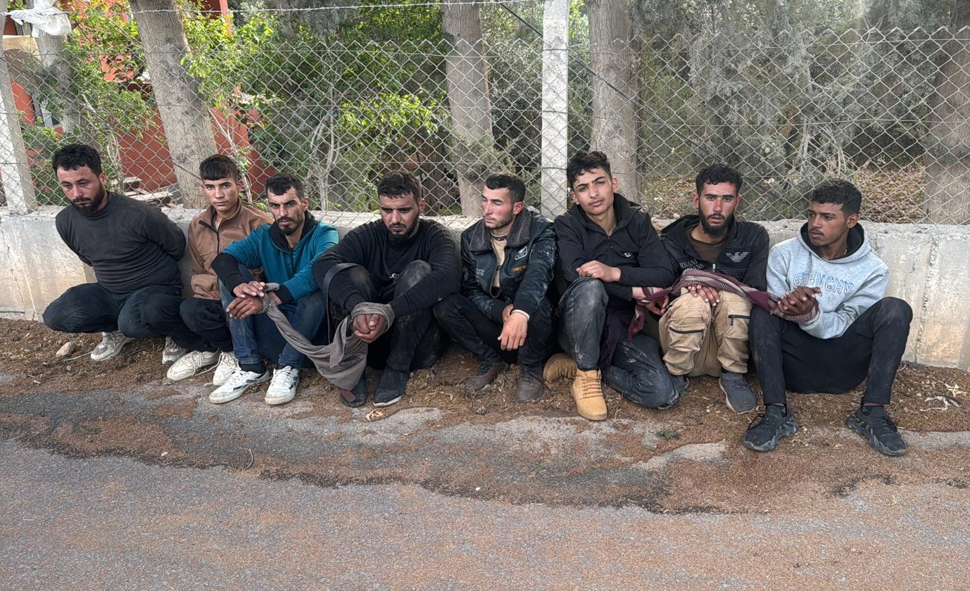 Hatay’da düzensiz göç operasyonu: 37 göçmen yakalandı