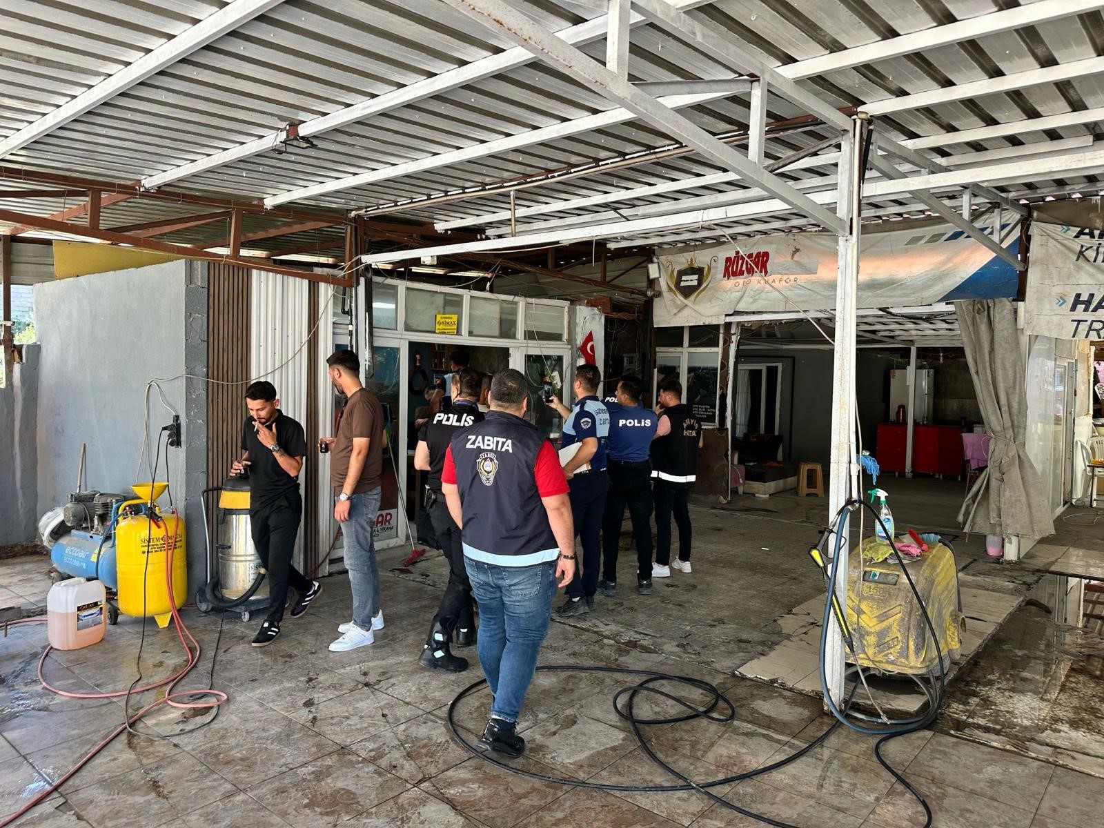İskenderun’da oto yıkama ve otoparklara sıkı denetim