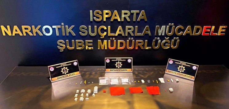 Isparta’da bin 189 kullanımlık sentetik madde ele geçirildi