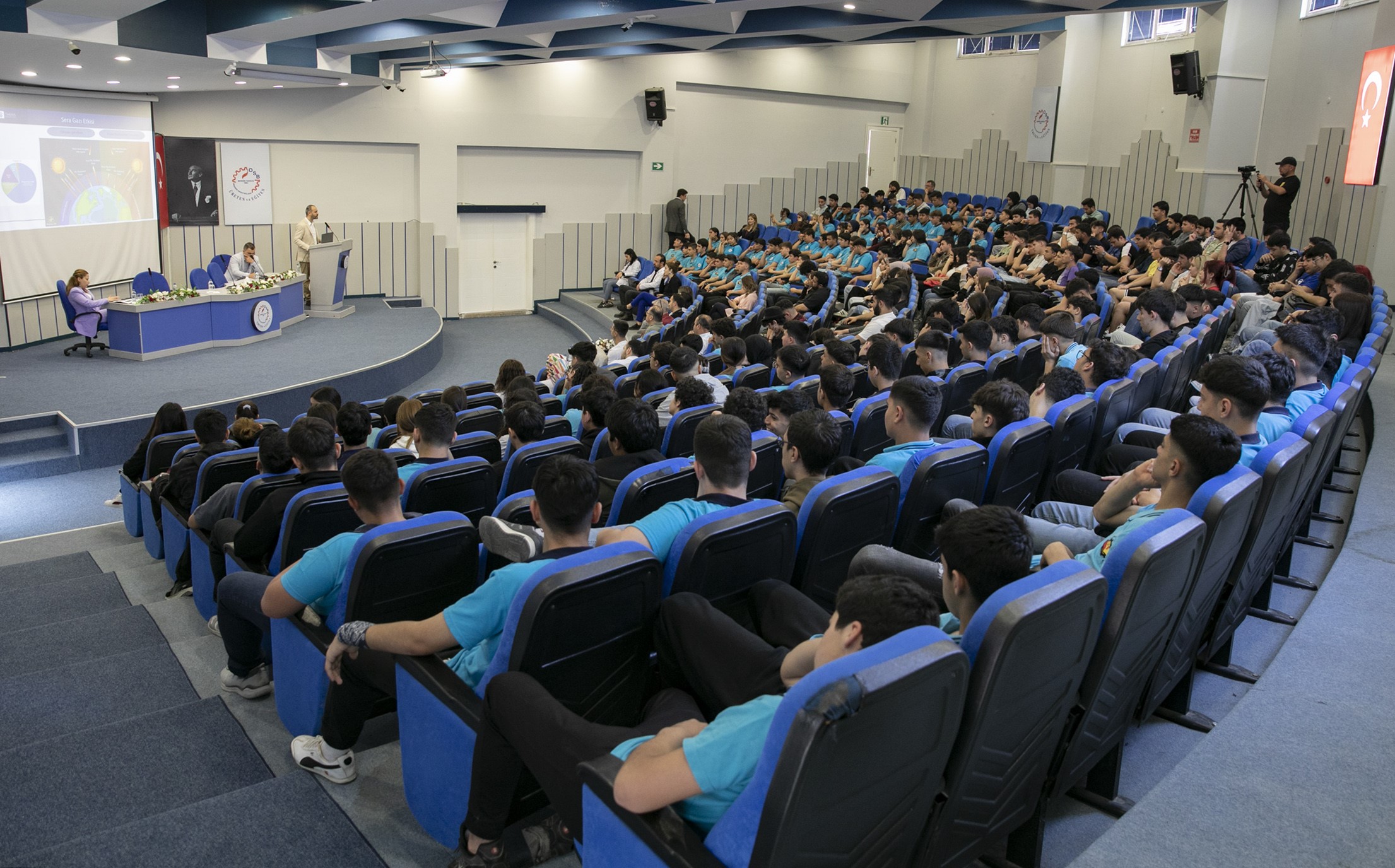 Mersin’de ‘Yeşil Dönüşüm’ paneli düzenlendi