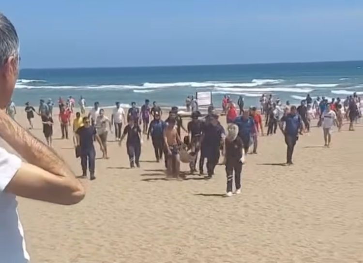 Mersin’de denize giren genç boğularak hayatını kaybetti