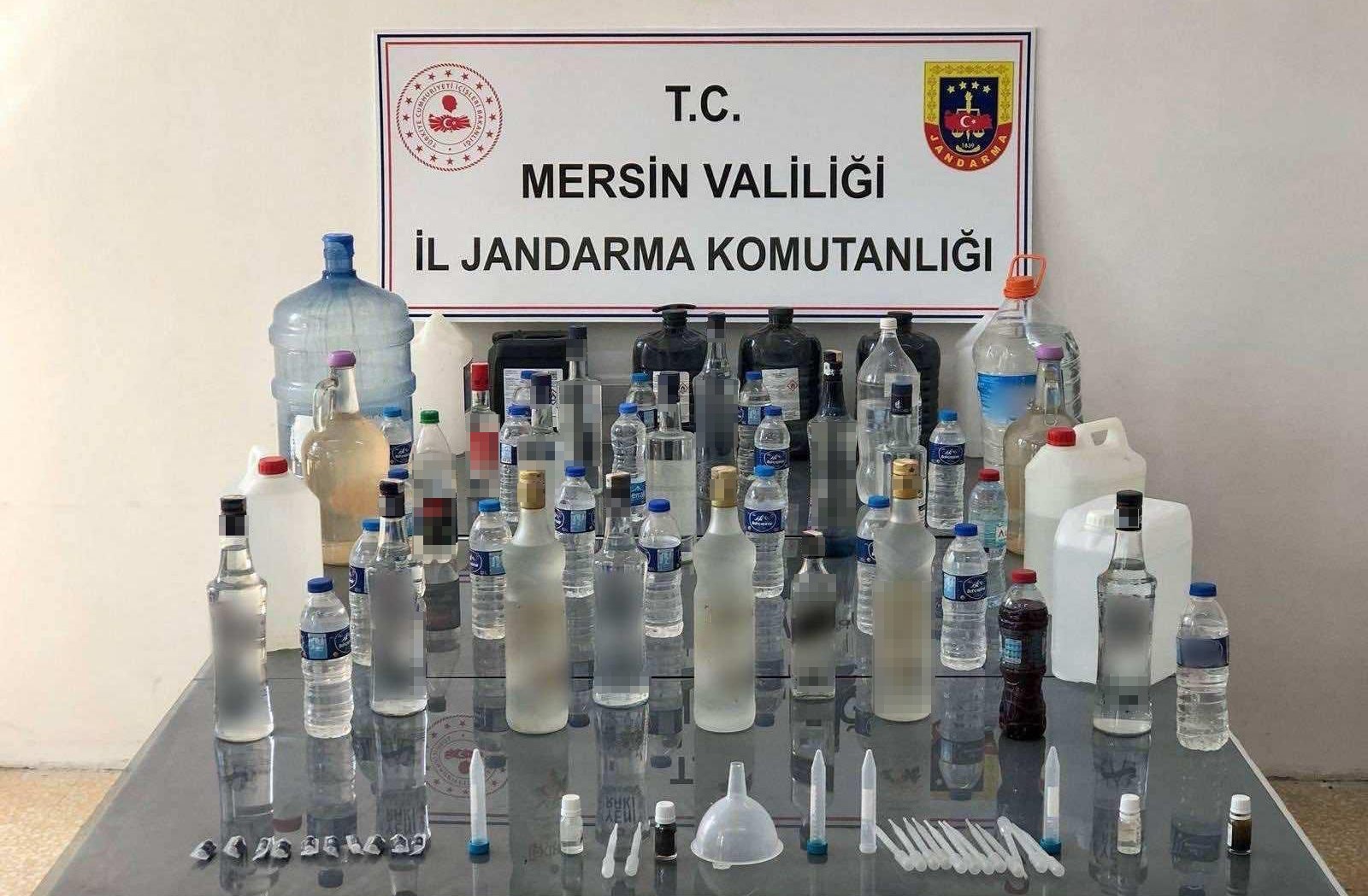 Mersin’de sahte içki operasyonu: 127 litre sahte alkol ele geçirildi