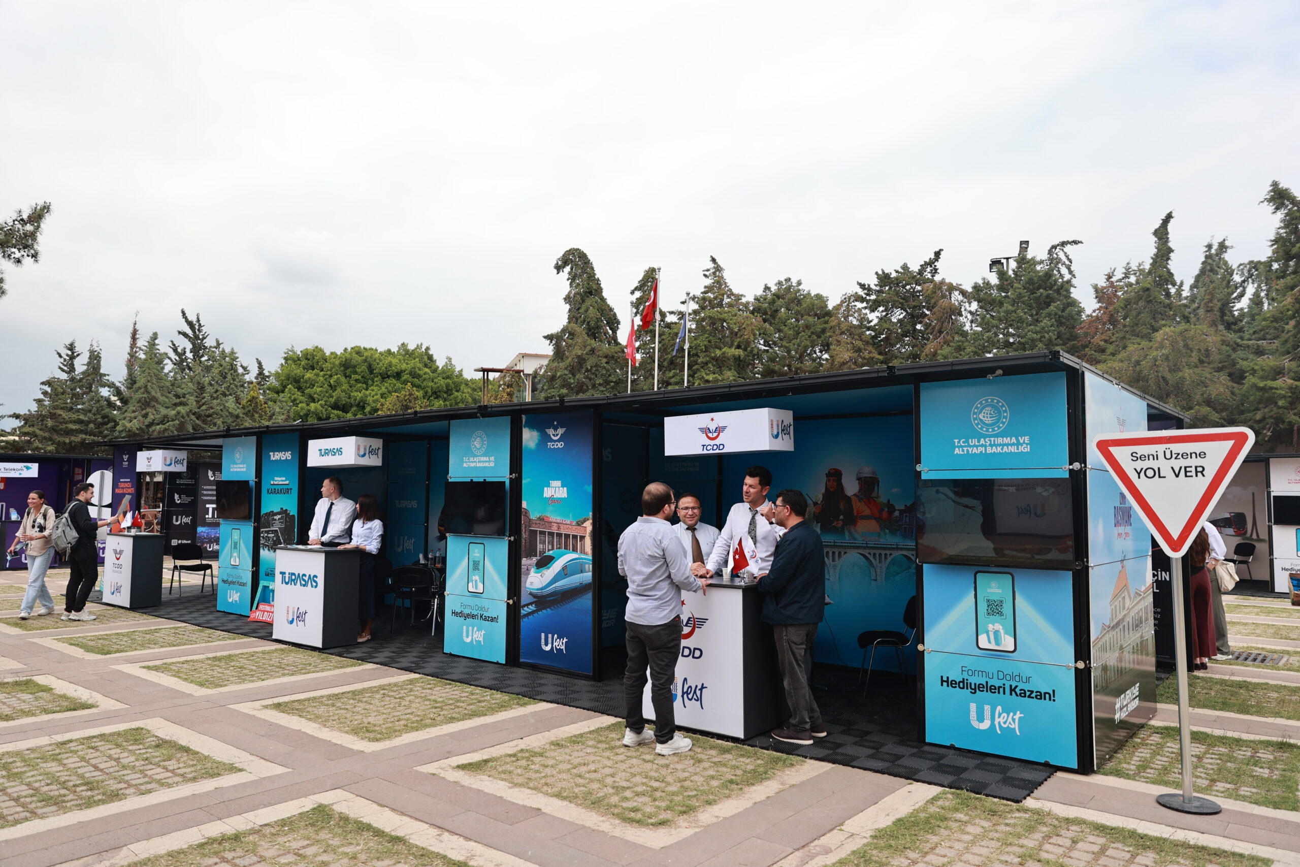 Mersin’de ulaşım sektörünün gençlik festivali “UFEST” başladı