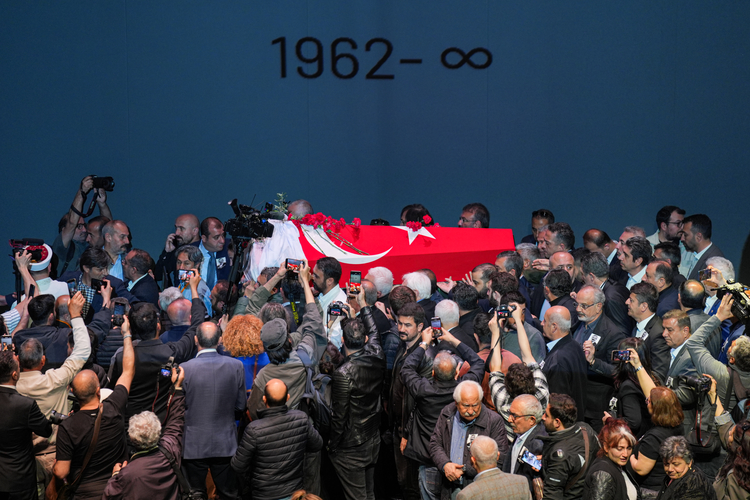 TBMM Başkanvekili Önder için AKM’de anma töreni düzenlendi