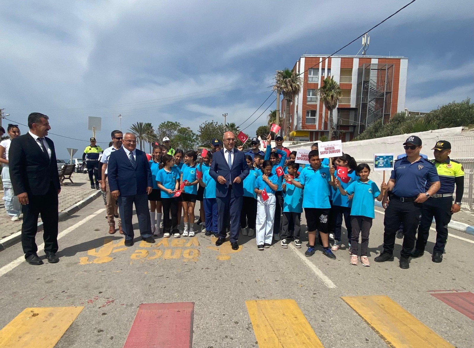 Yumurtalık Kaymakamı Doç. Dr. Adil Nas, Karayolu Trafik Haftası kapsamında düzenlenen etkinliğe katıldı