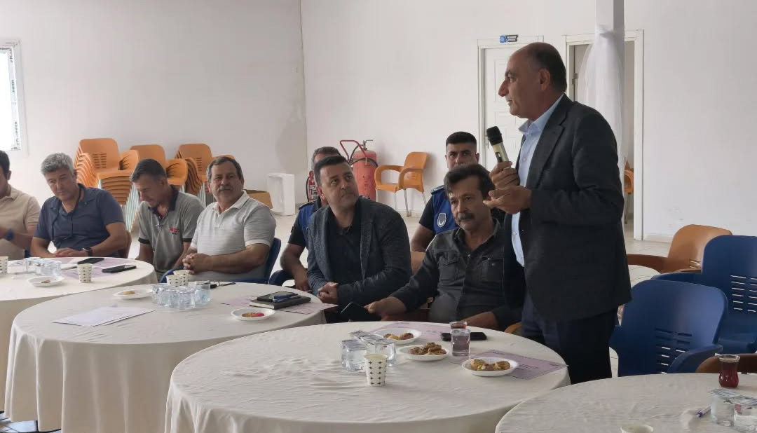 Yumurtalık’ta muhtarlar ‘İklim Okuryazarlığı Eğitimi’nde buluştu