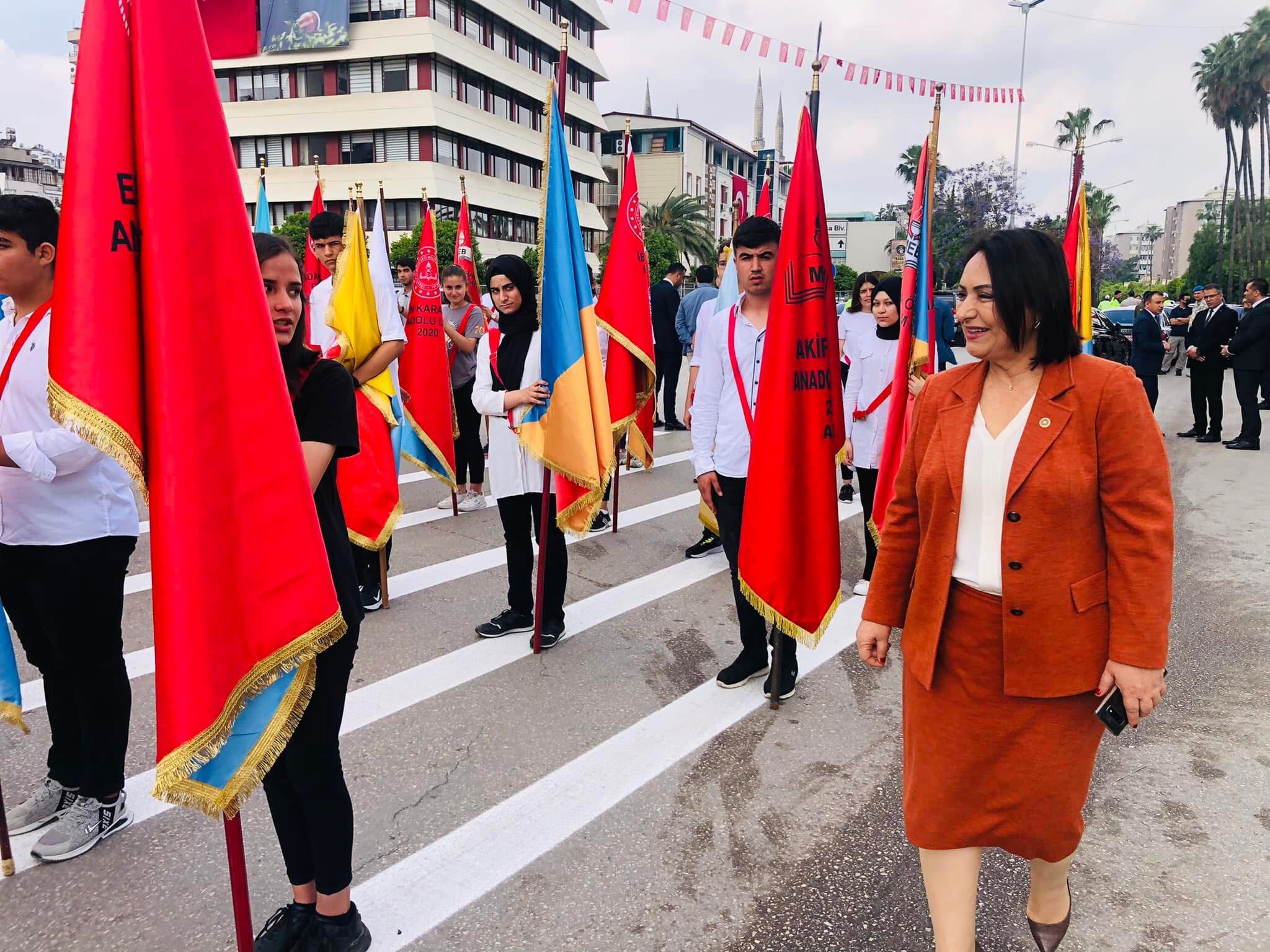 Şevkin: “Gençliğe değer vermek Atatürk’ün izinden gitmektir”